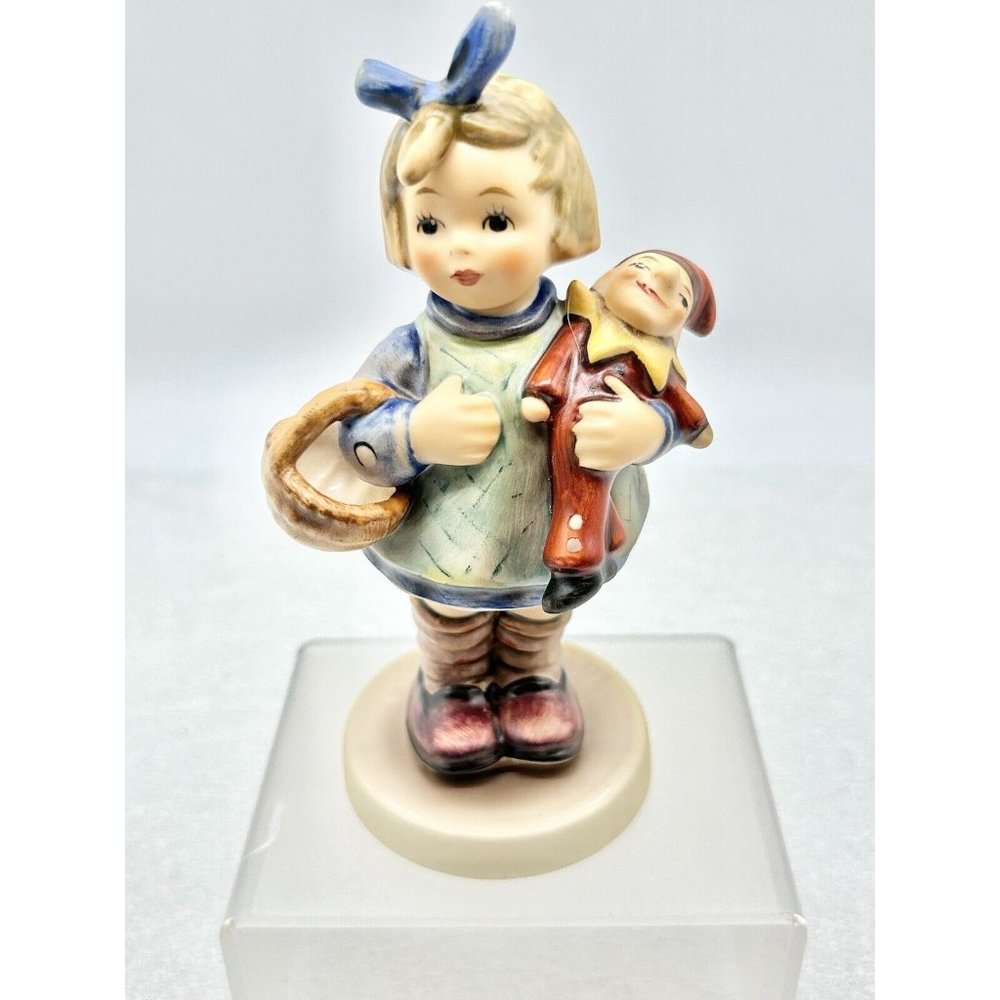 Hummel Figurine What Now #422 TMK6 Goebel Special Edition No 7 1981